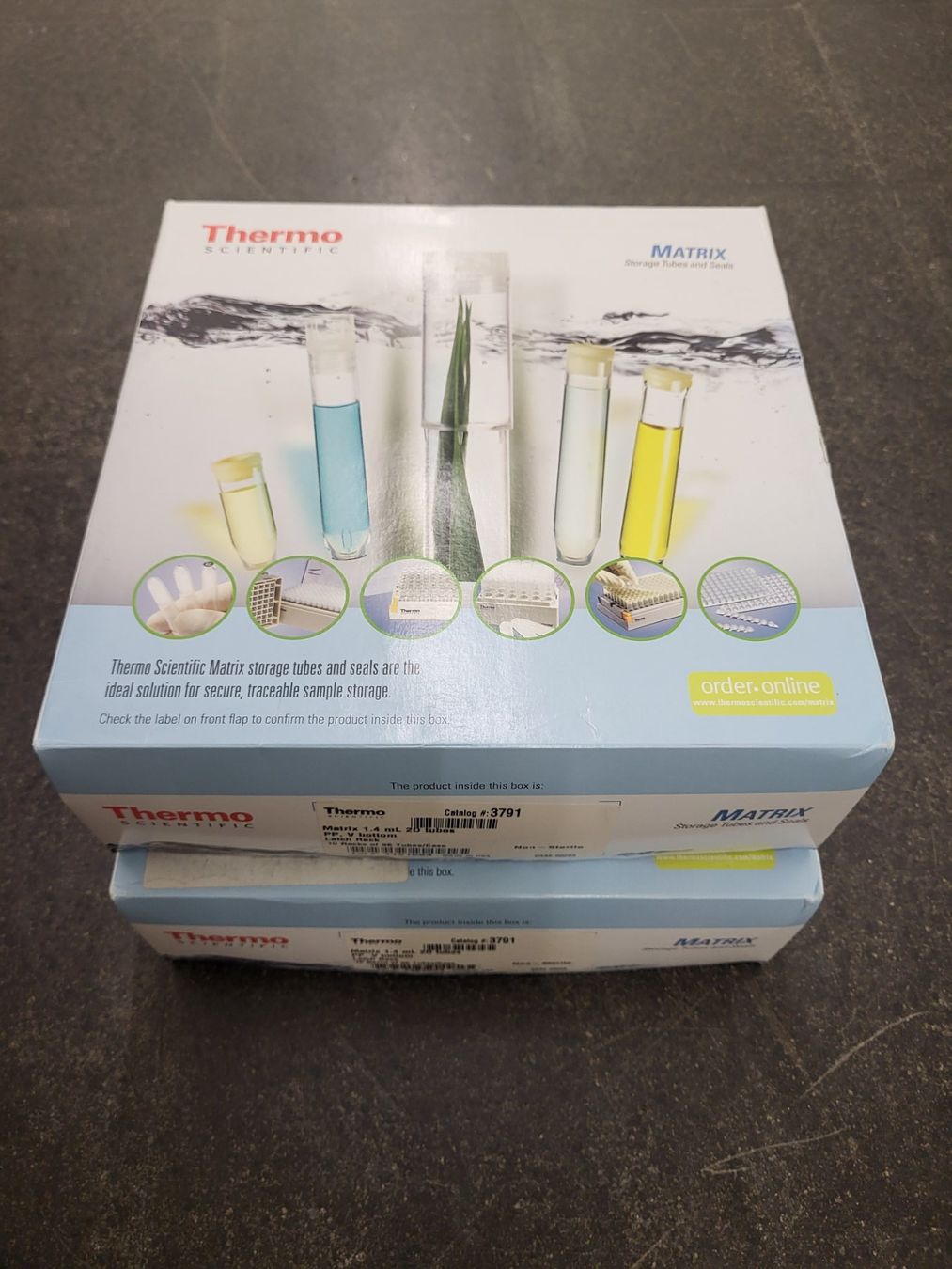 Behälter & Ähnliches: Thermo Matrix 2D Barcode Röhrchen 1.4ml 3791 SET 2 Cases – Neu und originalverpackt aus Basel von LabLoop_Supply 2