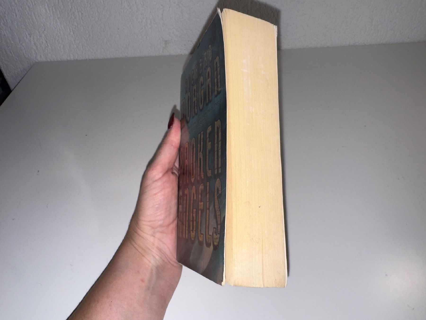 Libri: NOVEL: Richard Morgan, Broken angels – Usato da Grosswangen venduto da English_books 1