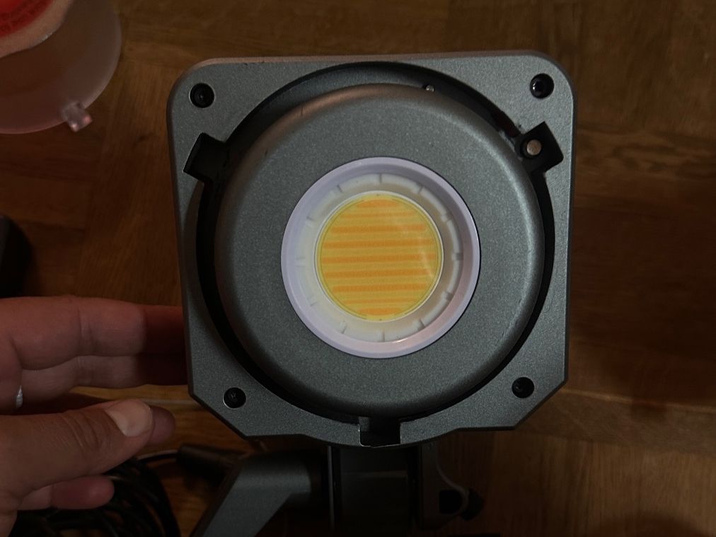 Aputure Lampes: Amaran 200x S (Aputure) – D'occasion à Zürich par cla_sgm7 3