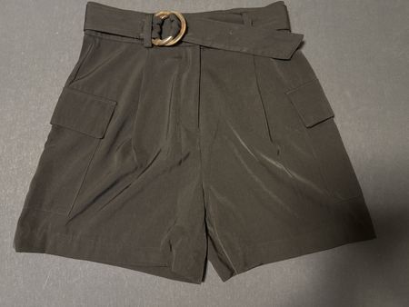 Elegante Shorts Gr.42