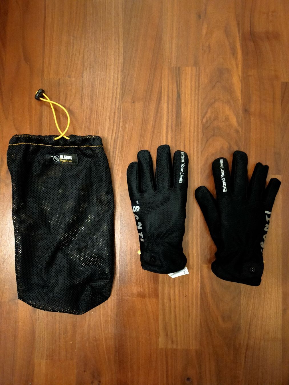 Mute per immersioni: Santi Heizhandschuhe Tauchen – Usato da Tuggen venduto da phil200 1