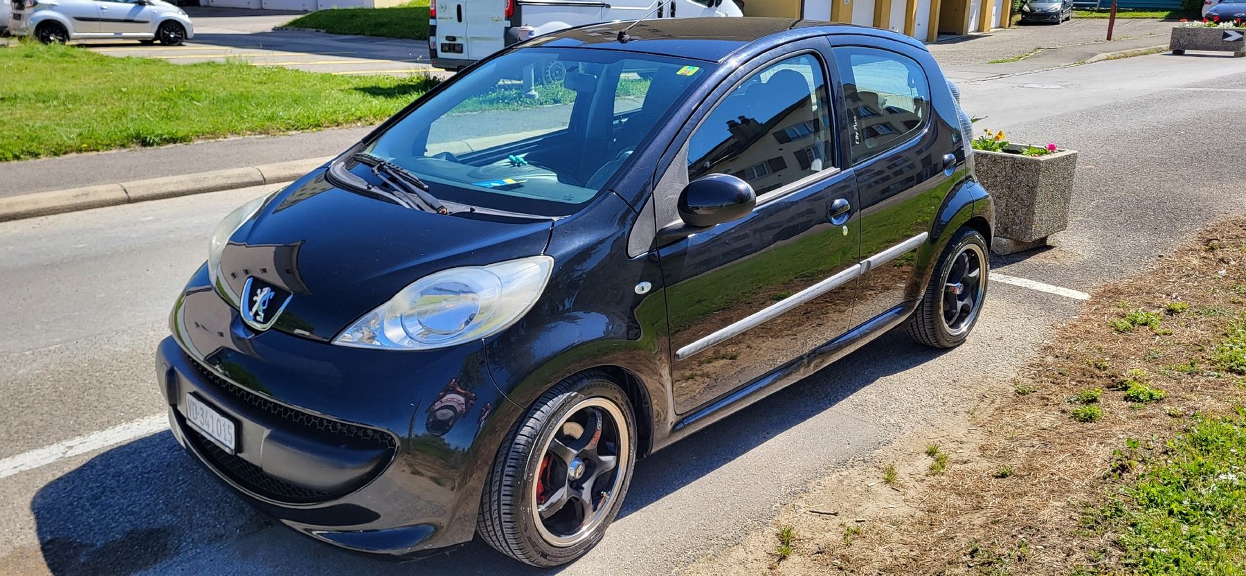 Peugeot Automobili: Peugeot 107 Expertise  – Usato da Denges venduto da inox--2 1