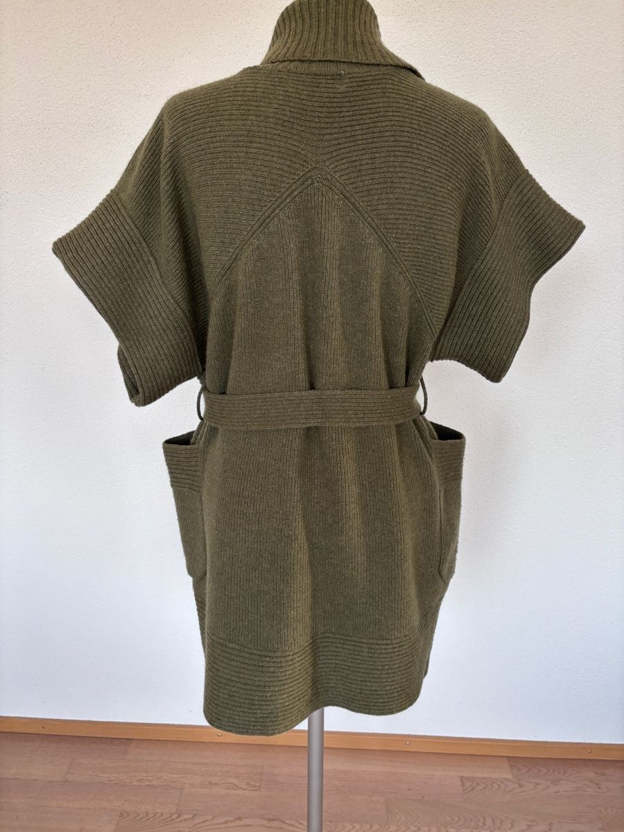 Gilet & Giacche senza maniche: Cardigan. Olive color. Size M/L – Usato da Dübendorf venduto da S1973E 3