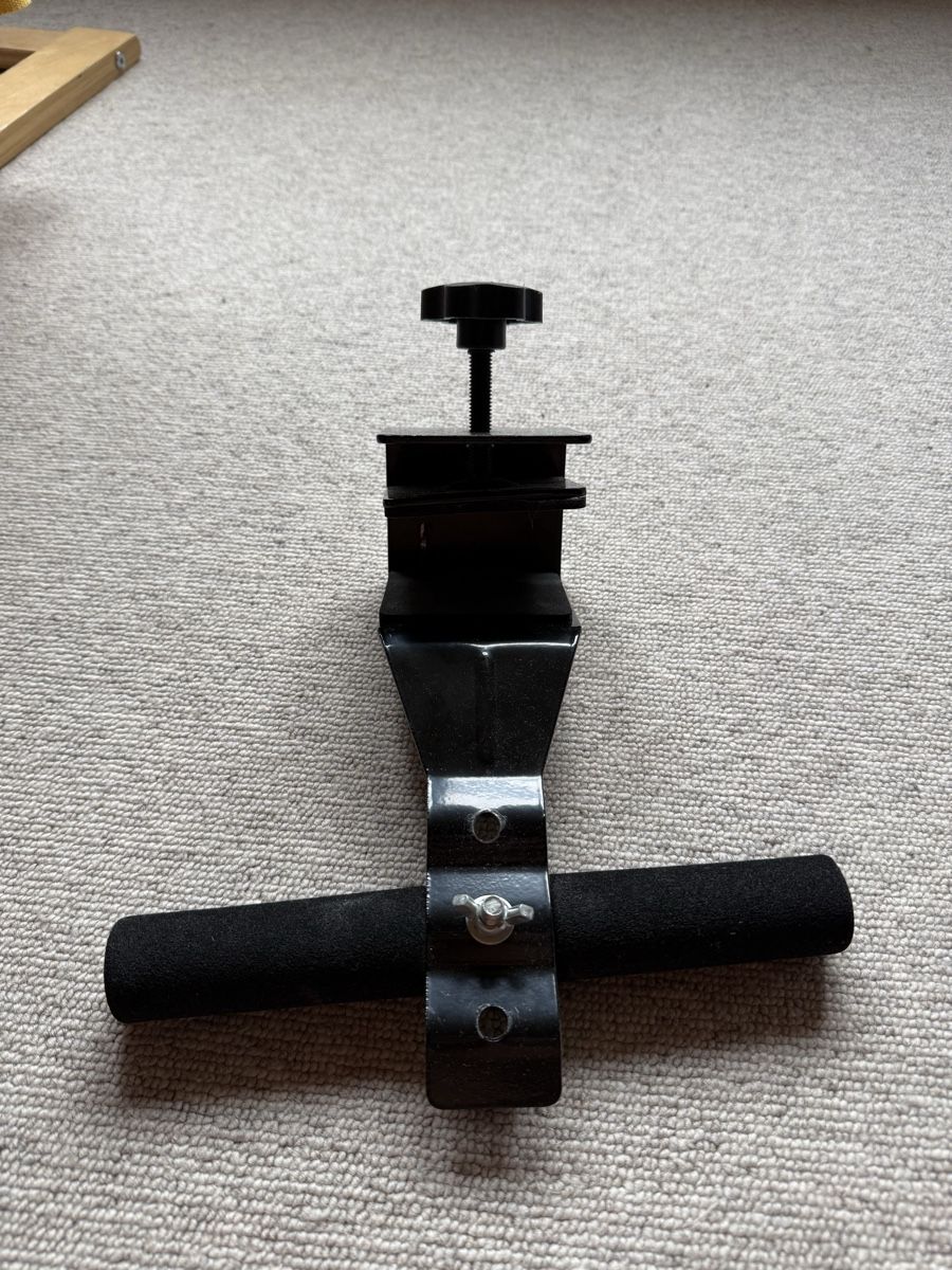 Hometrainer: Sit-up Assistant Clamp – Gebraucht aus Davos Glaris von noa_59j8 1