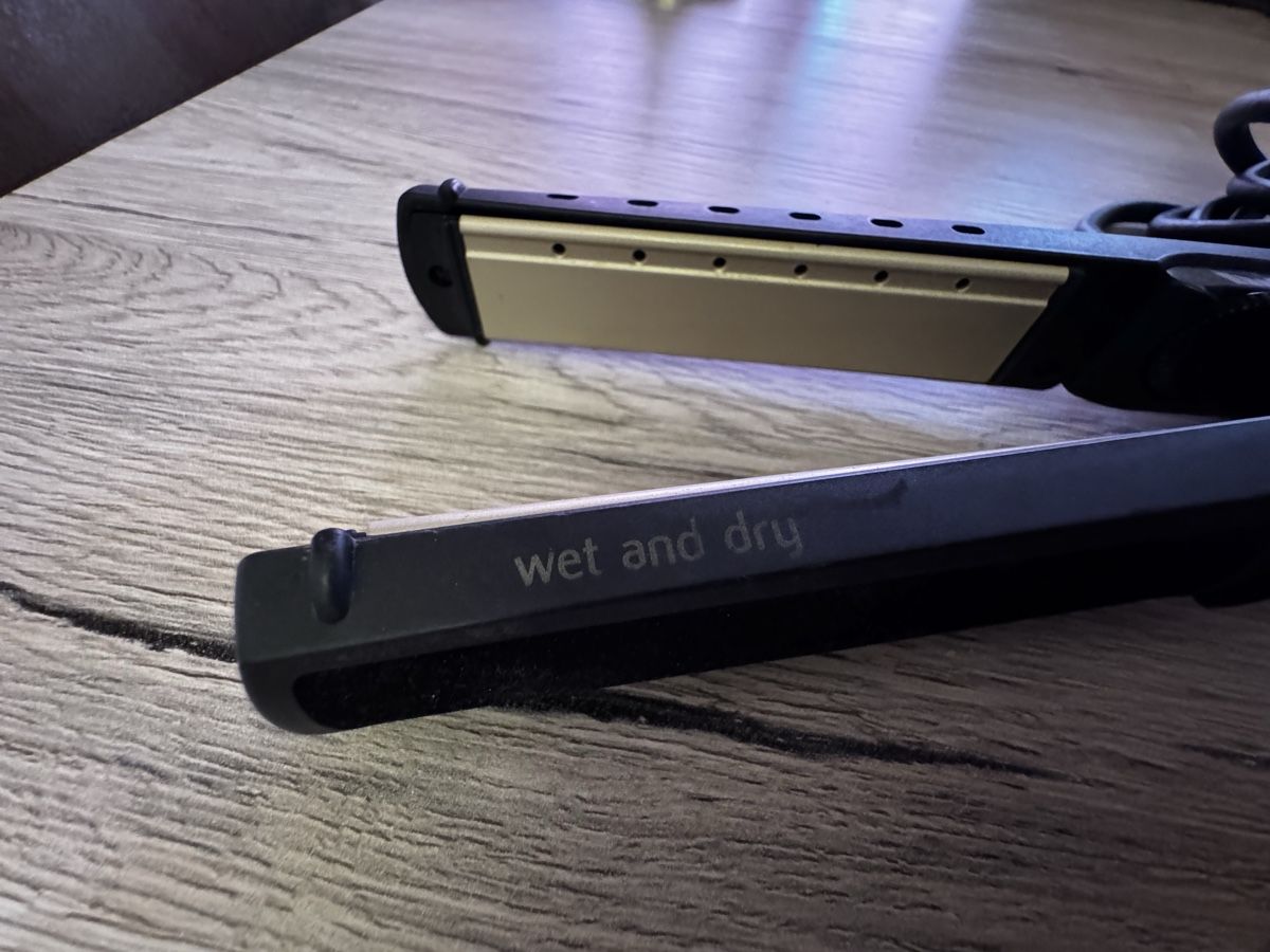 BaByliss Piastre & Arricciacapelli: Lisseur BABYLISS nano technology – Usato da La Chaux de fonds venduto da car_f9yg 1