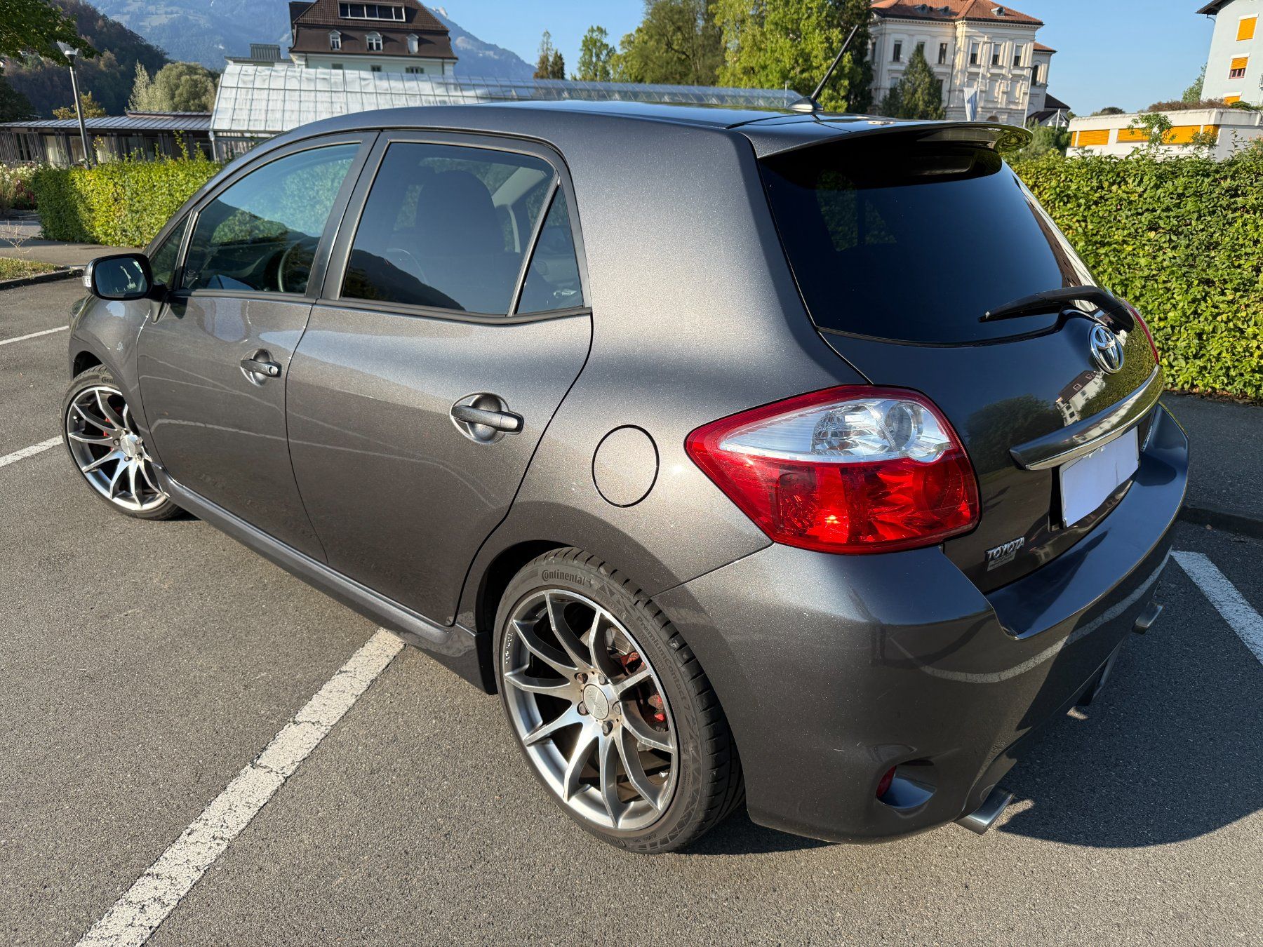 Toyota Automobili: Toyota Auris 1.8 VMa Kompressor K2 – Usato da Wilen (Sarnen) venduto da uno21 1