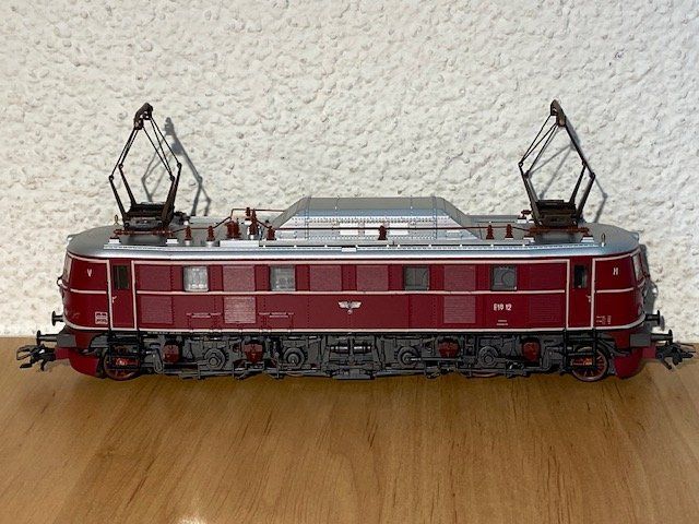 Märklin Trains électriques: Märklin 3769 BR E 19 – Neuf avec emballage d'origine à Adelboden par diana_ch