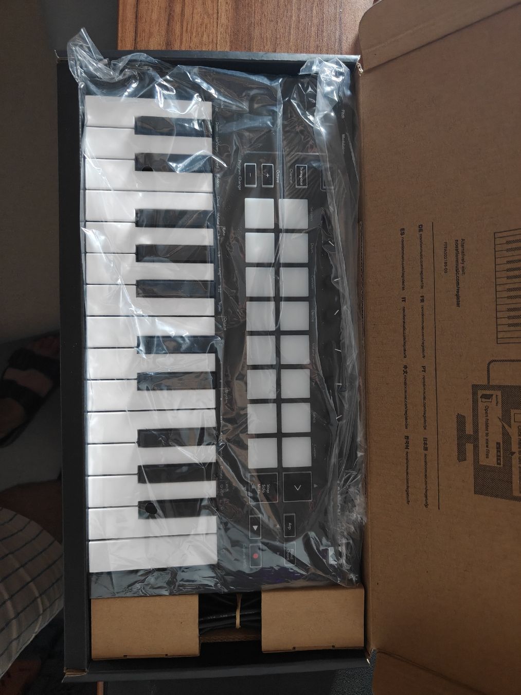 Novation Instruments de musique: Novation Launchkey Mini – Neuf (Voir description) à Regensdorf par sam_mp6m 3