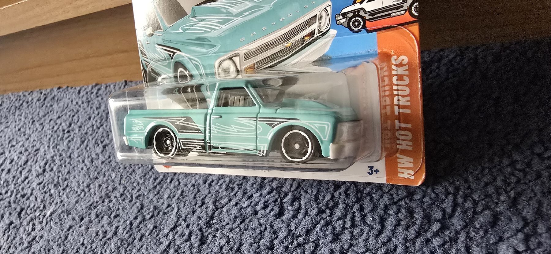 Chevrolet Modellini d'auto: 1967 Chevrolet C10 – Nuovo e nell'imballaggio originale da Merligen venduto da SwissMini27 1