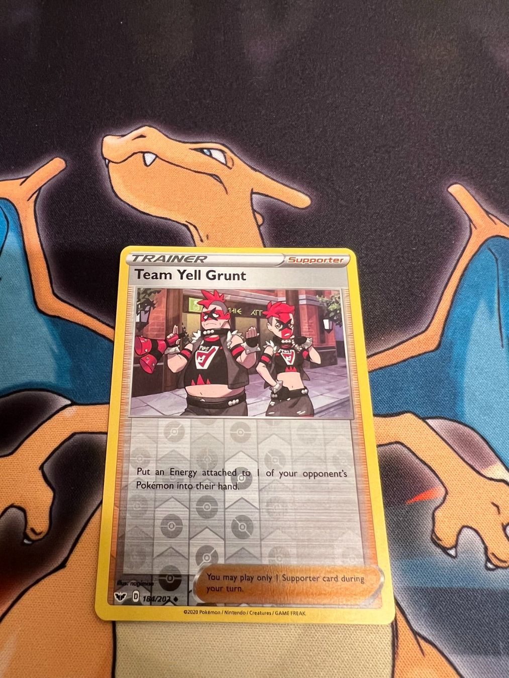 Pokémon Carte collezionabili: Team Yell Grunt (SSH 184) - Reverse Holo - Sword & Shield – Nuovo (secondo la descrizione) da Bülach venduto da Pfrenzel