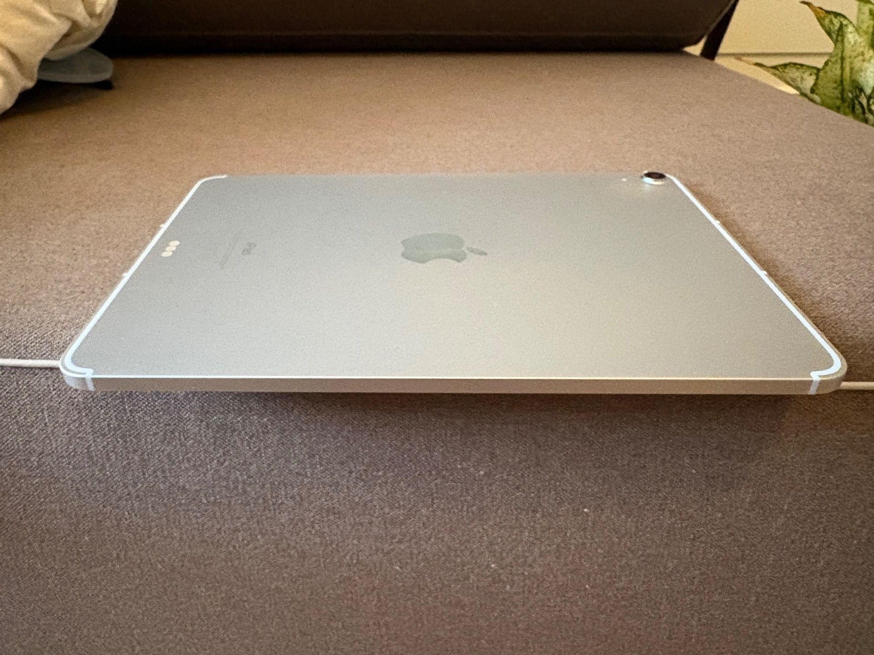 Apple Tablet PC: iPad Air 4 64GB Sky Blue Cellular + Magic Keyboard – Usato da Zürich venduto da cipi88 3