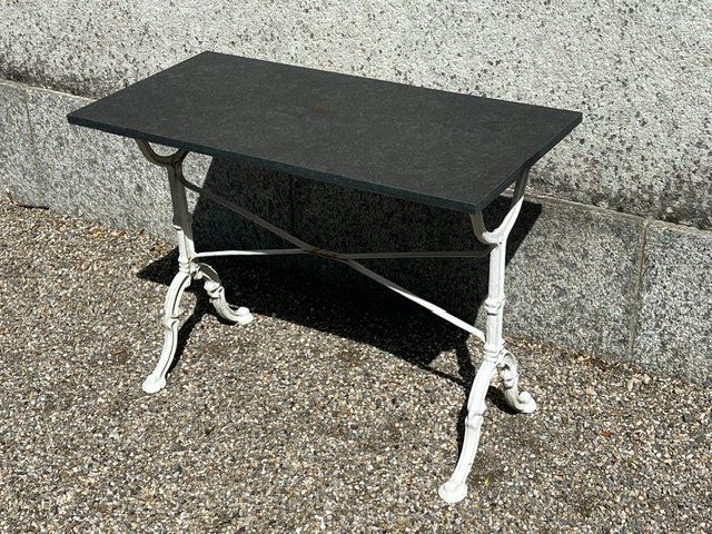 Tables: Tisch mit Granitplatte, NP Fr. 700.- – D'occasion à Winterthur par woodenhiller68 7