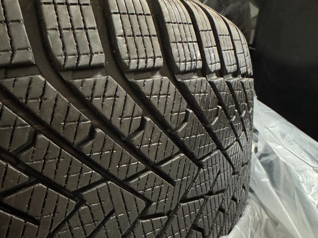 Pirelli Cerchioni: Pirelli Scorpion-Winter 255/45 R20 – Usato da Root venduto da gEdo92
