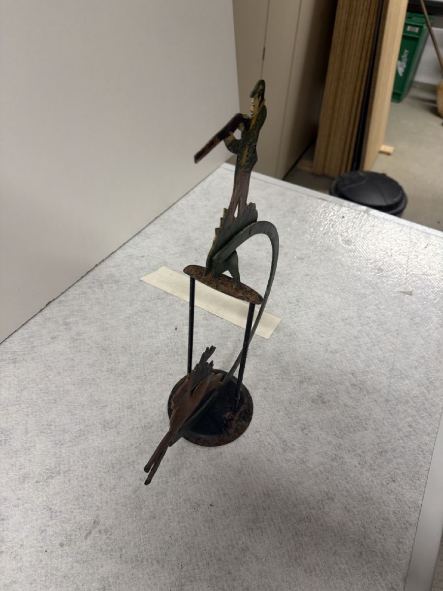 Statuette: Antike Pendelfigur Jäger – Usato da Dagmersellen venduto da INEICHEN-MULTIMEDIA 1