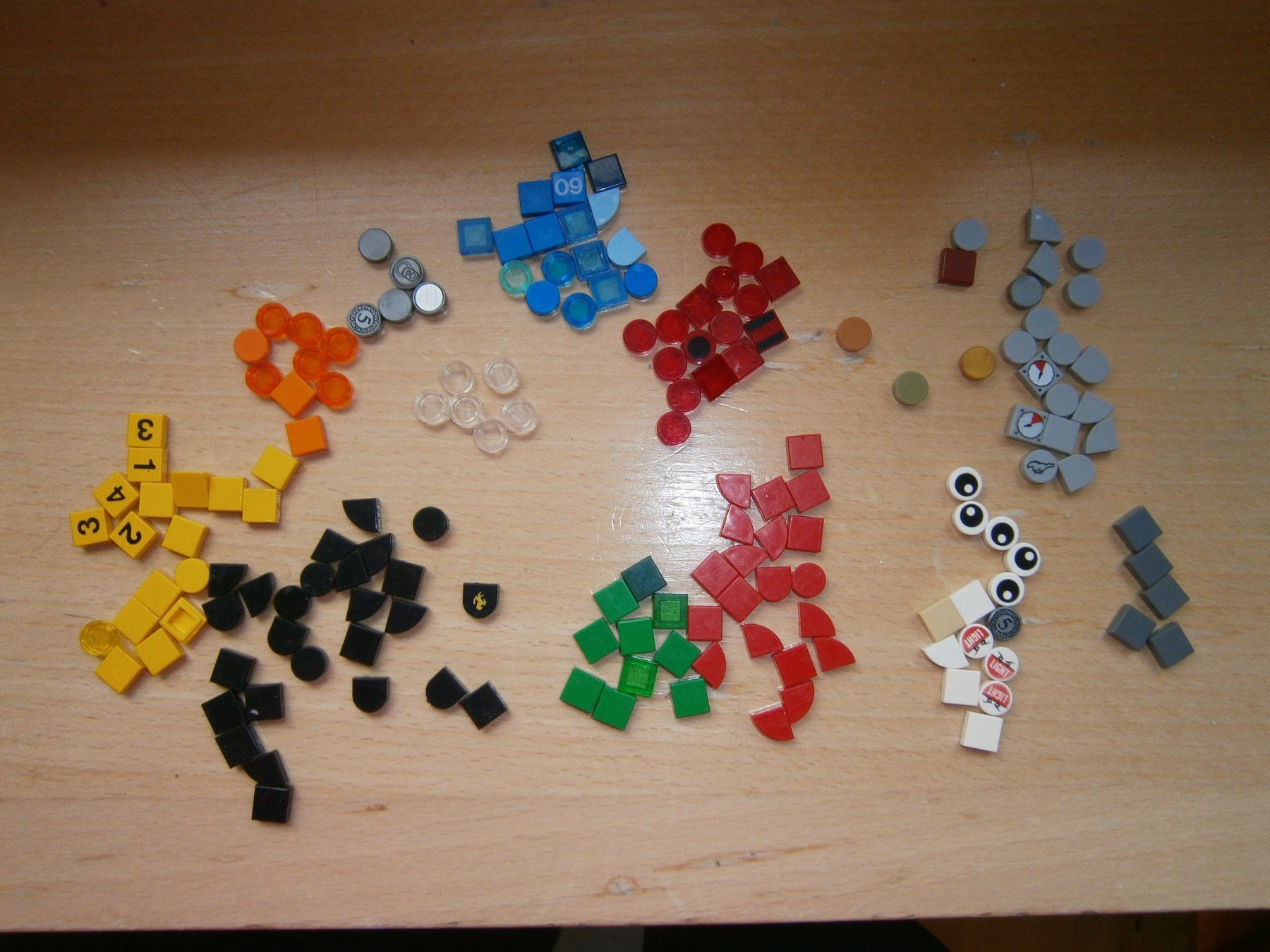 Lego Spielzeuge: Lego Abdeckplatten und Steine – Gebraucht aus Glarus von swimmy 3