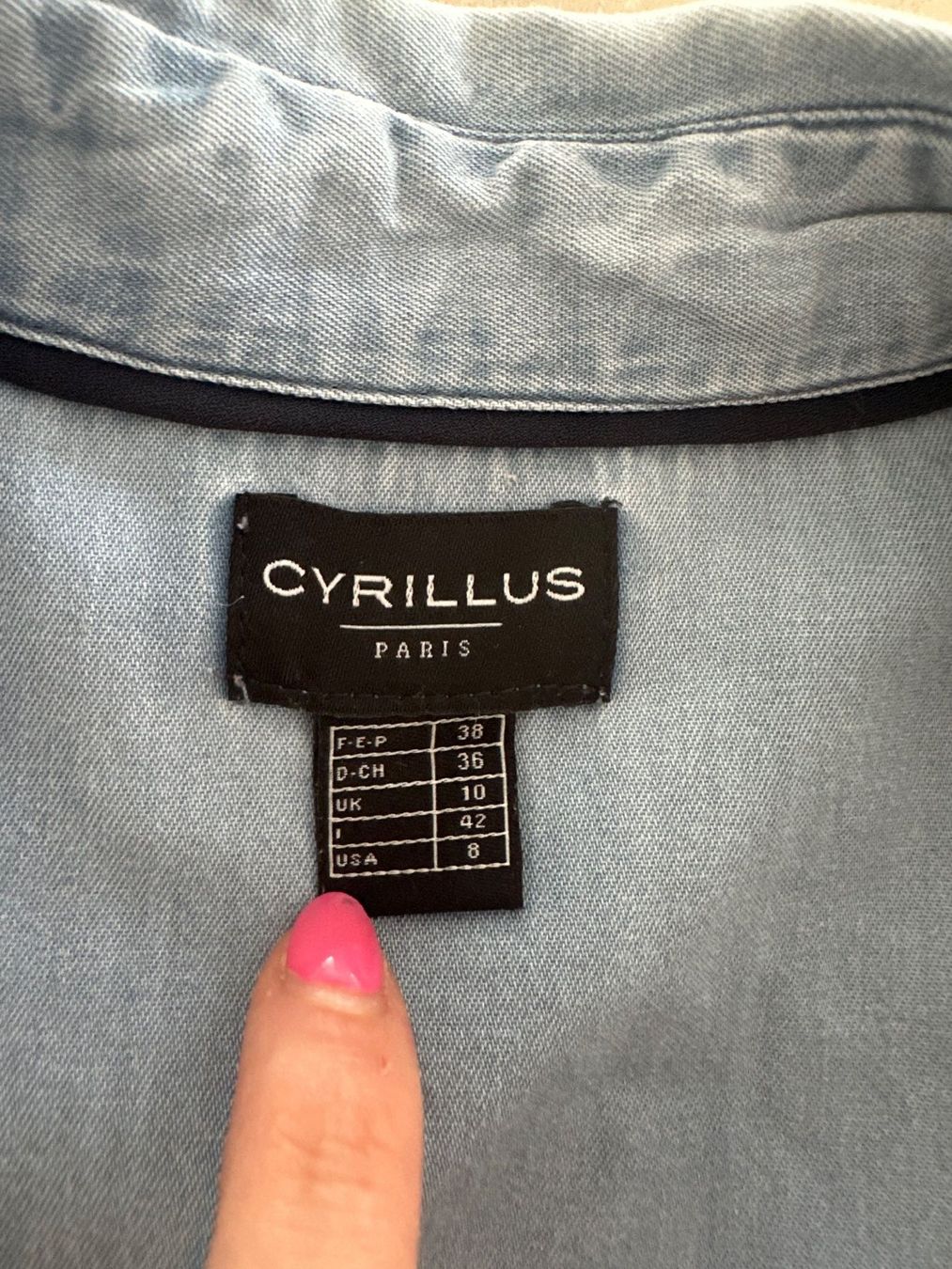 Cyrillus Camicette: 🩵 Cyrillus Paris Jeansbluse | Hellblau | Gr. 36 – Usato da Weggis venduto da _GMA9 2