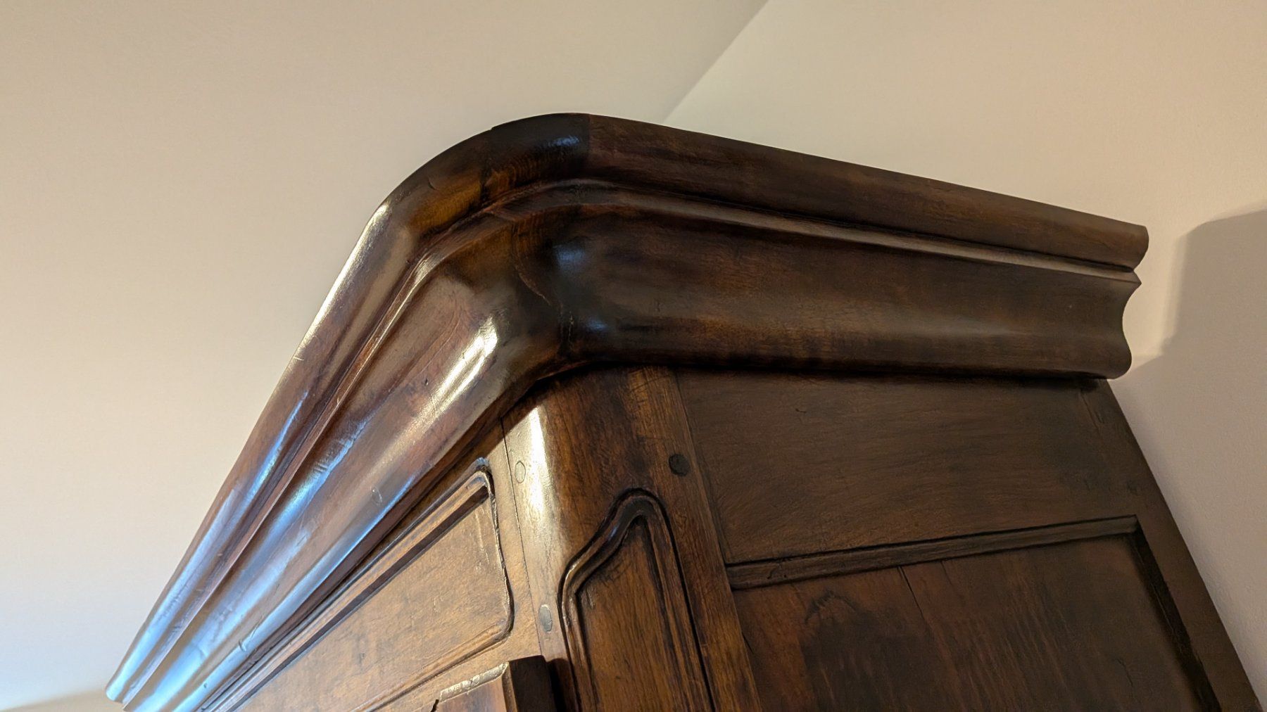 Armadi: Armoire ancienne avec penderie – Usato da Apples venduto da lverschu 4