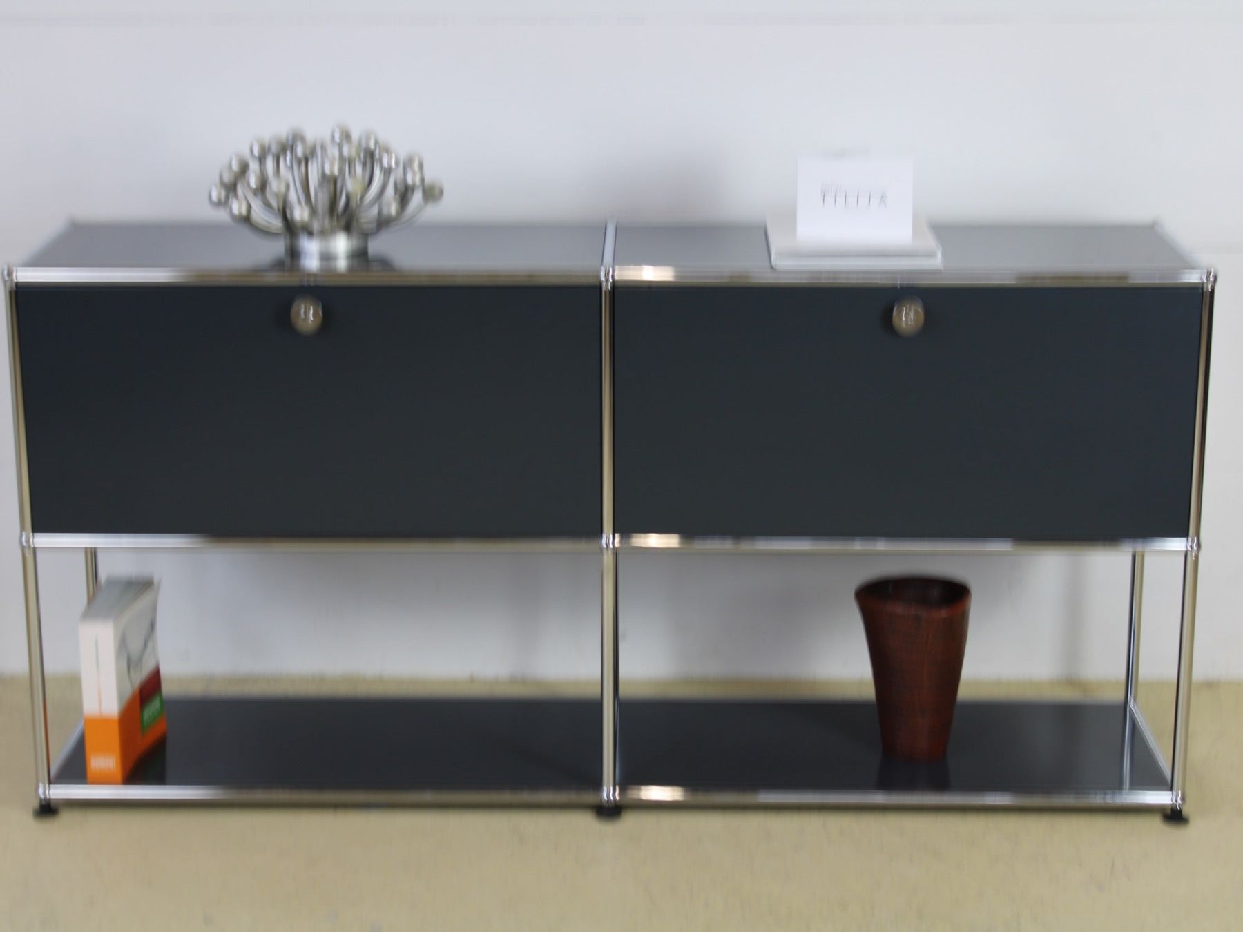 USM Kommoden: USM Haller Sideboard | Anthrazitgrau | Neuwertig – Gebraucht aus Meinisberg von atelier_TILIJA 8