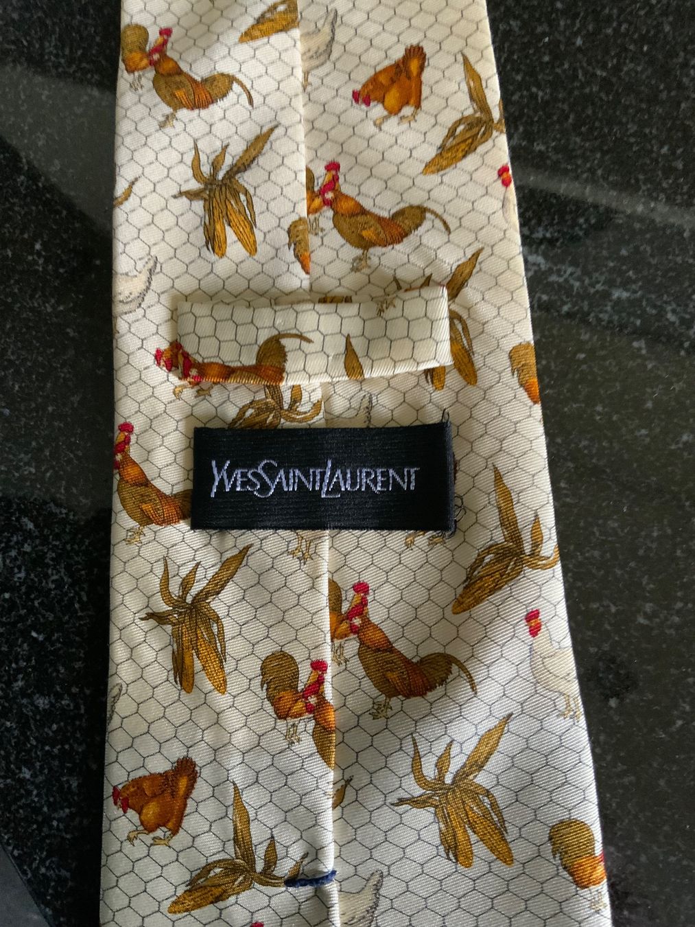 Saint Laurent Cravatte: Yves SaintLaurent Krawatte – Usato da Ebmatingen venduto da Heinco 1