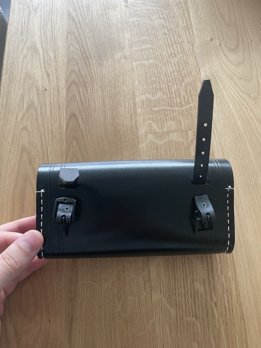 Sacs: Velotöffli-Tasche aus schwarzem Leder – D'occasion à Winterthur par orep1234 2