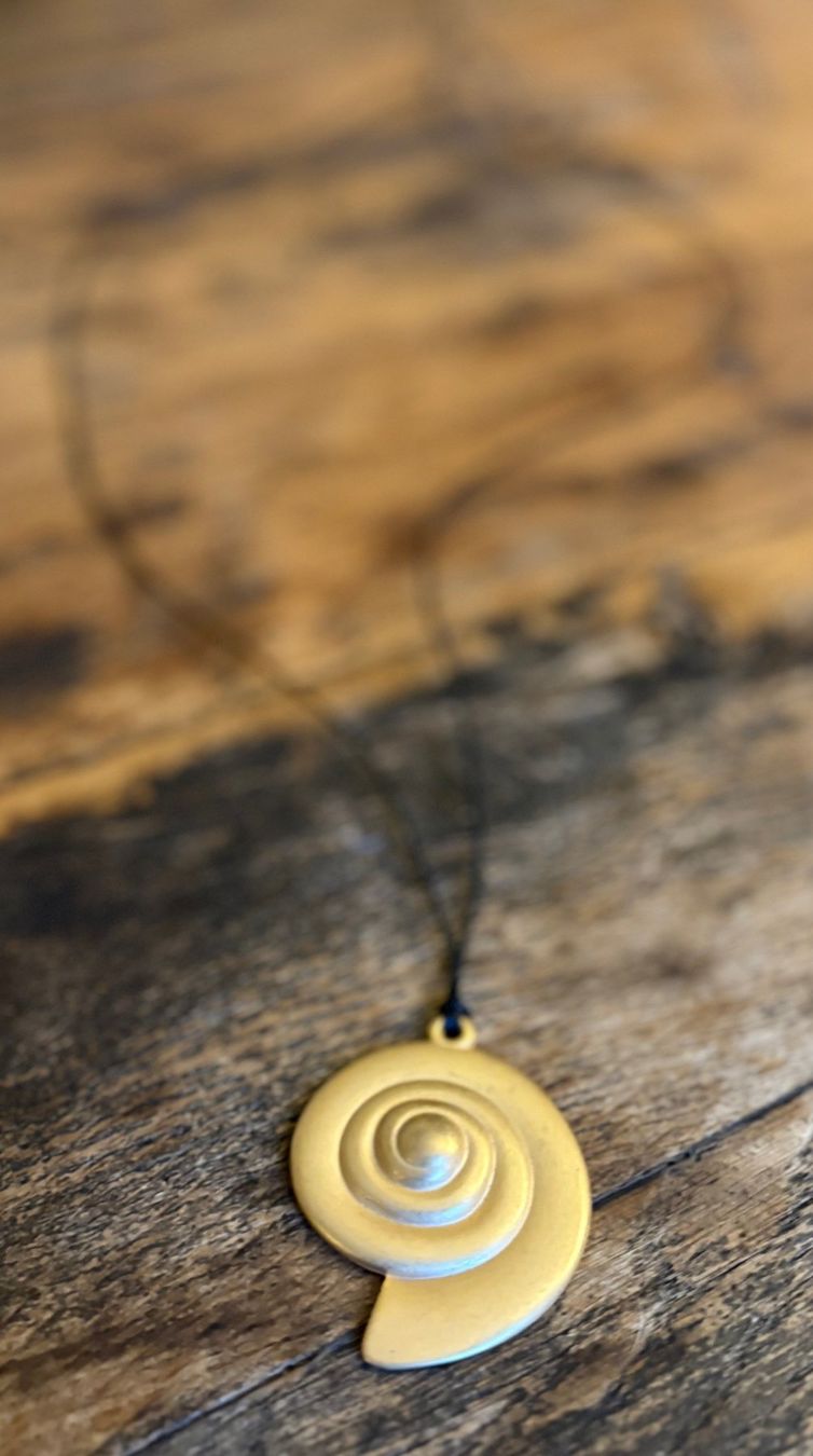Colliers: Collier – Neuf avec emballage d'origine à Locarno par DBSiesta