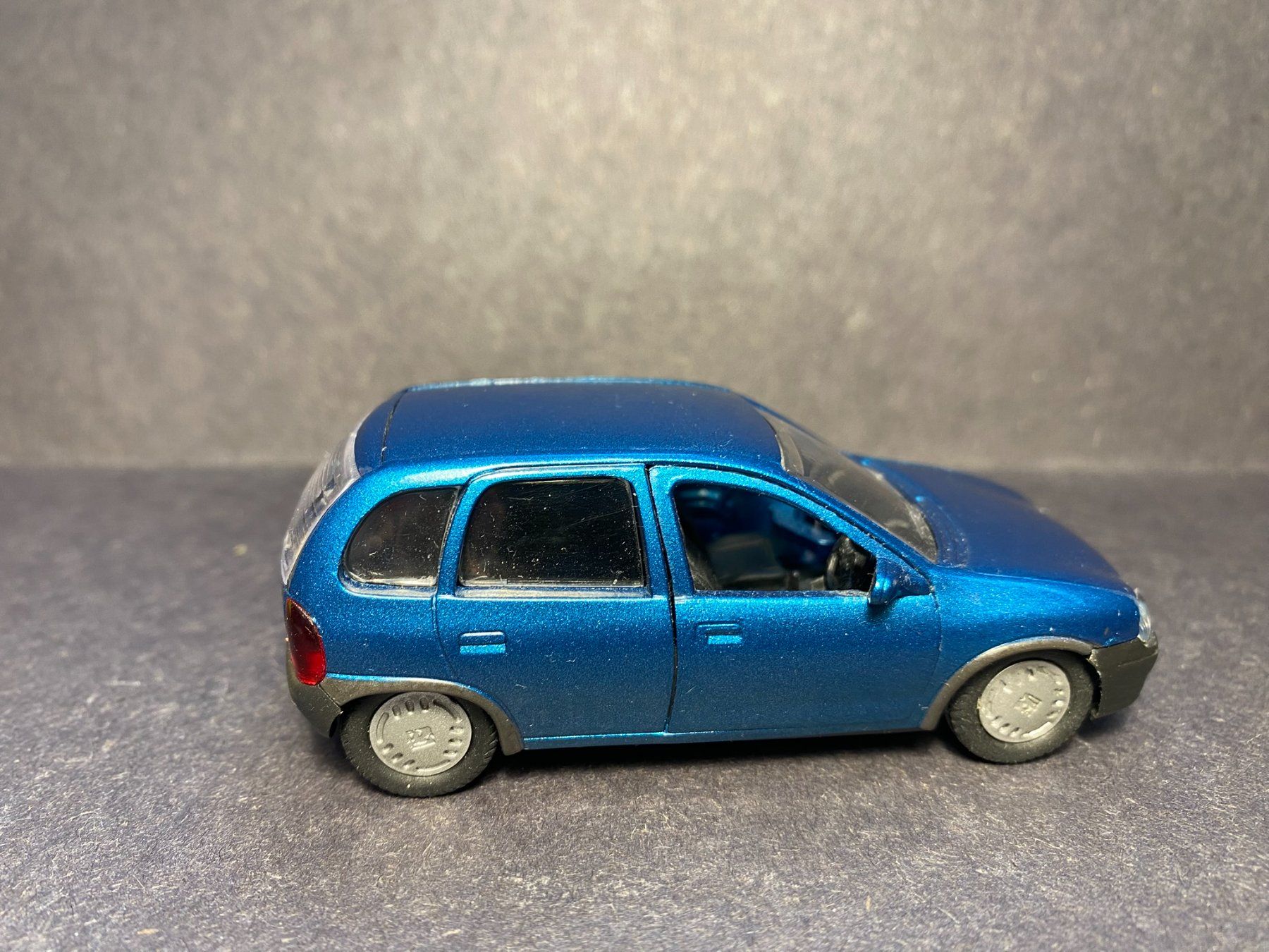 Gama Modellautos: Opel Corsa B - GAMA 1:43 – Gebraucht aus Spiez von Mlandcruiser 5