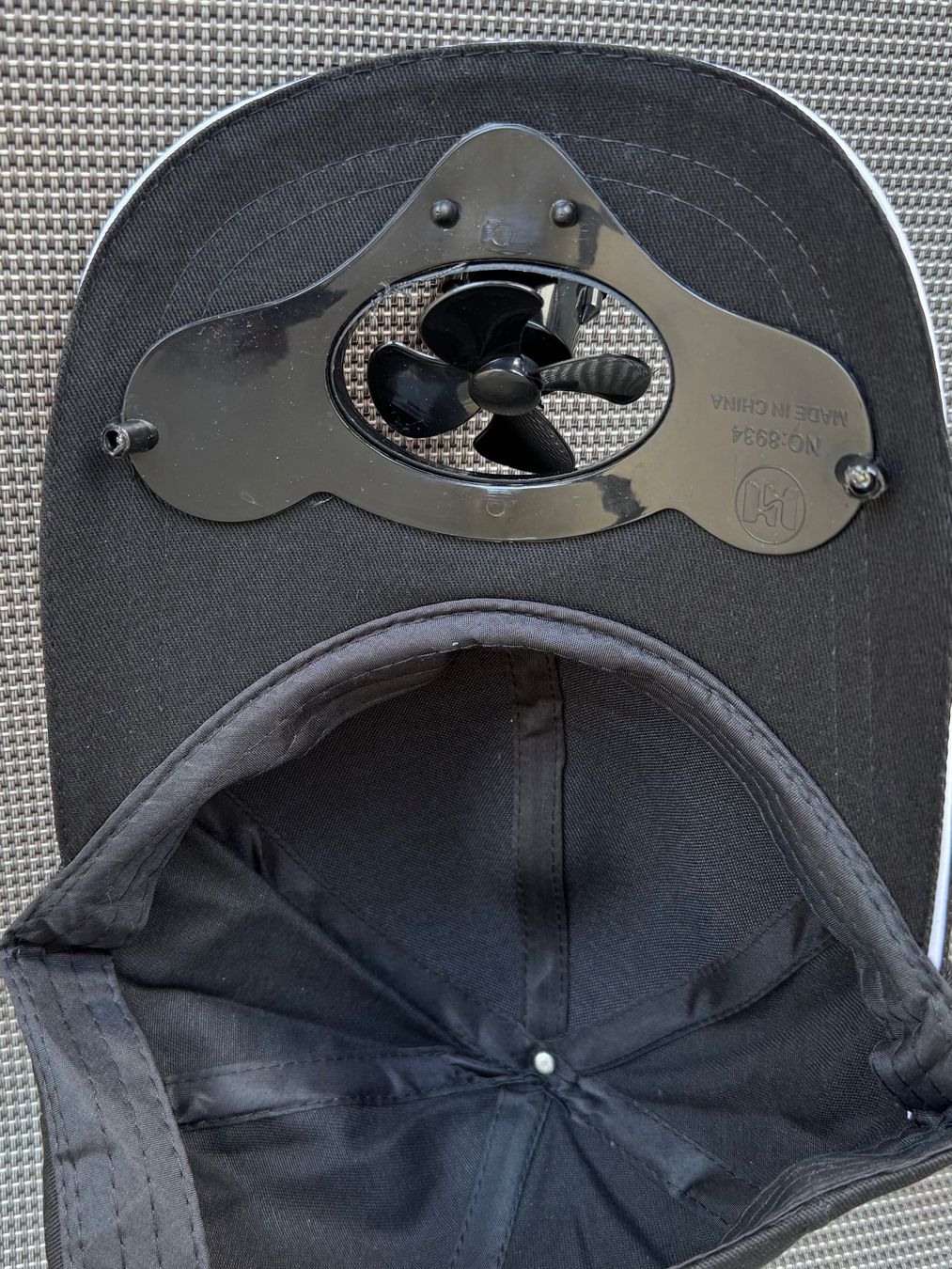 Copricapi, berretti & cappellini: Solar Baseball Cap Mütze mit integriertem Mini-Ventilator - – Nuovo (secondo la descrizione) da Neuhausen venduto da Ematrix 5
