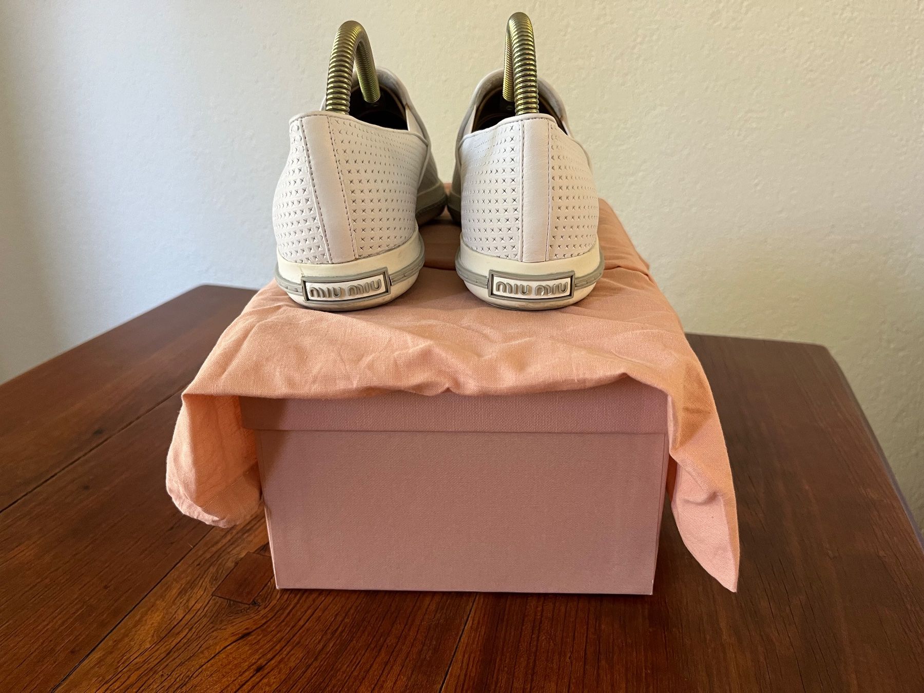 Miu Miu Damenschuhe: Slip-on Sneaker Miu Miu – Gebraucht aus Schliern b. Köniz von gaby_daniela 2