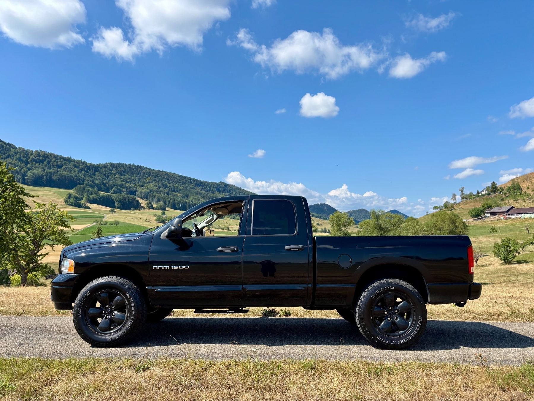 Dodge Automobili: Dodge Ram 1500 Quad Cab 4x4 mit MFK – Nuovo (secondo la descrizione) da Bretzwil venduto da Mygarage4147 1