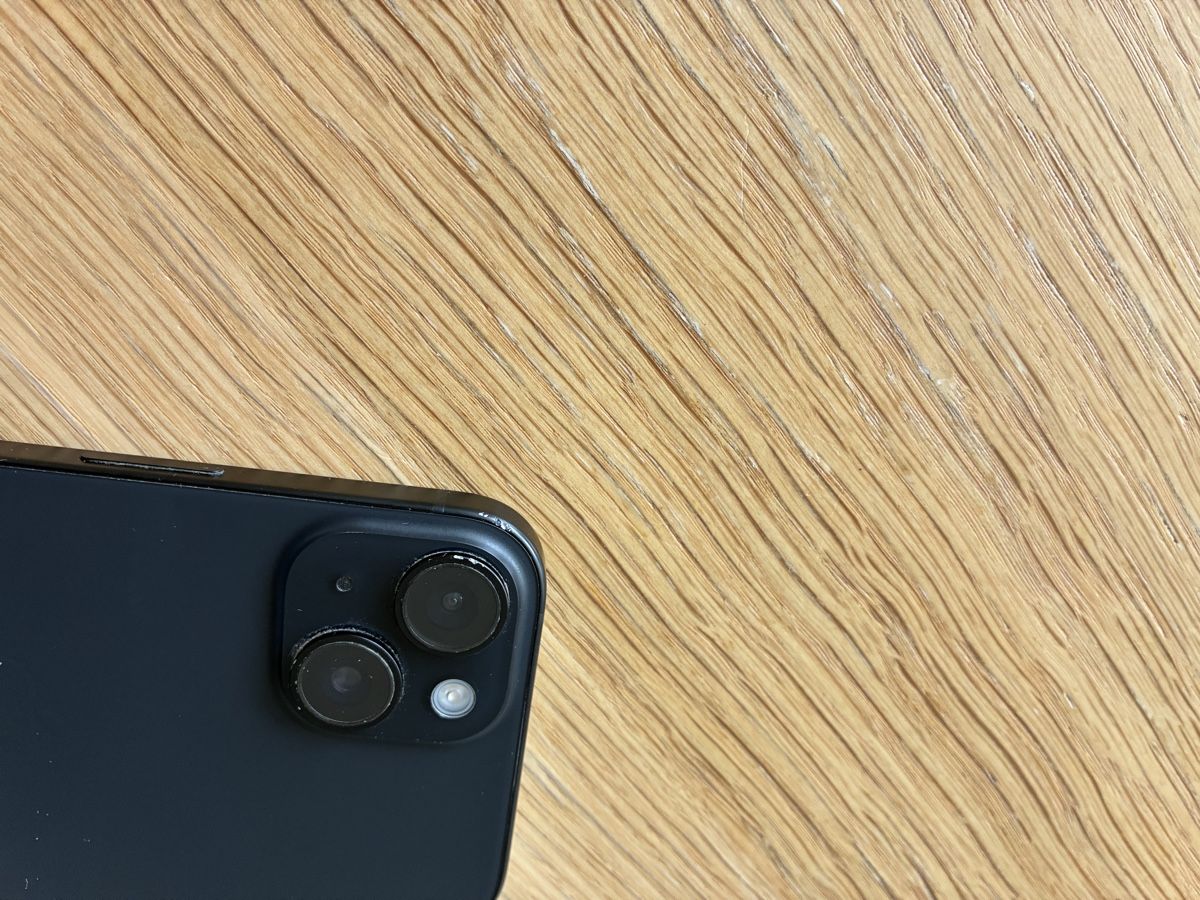 Apple Telefoni cellulari / Smartphones: iPhone 15 Schwarz 256 GB  – Usato da Moosseedorf venduto da Henneth 3