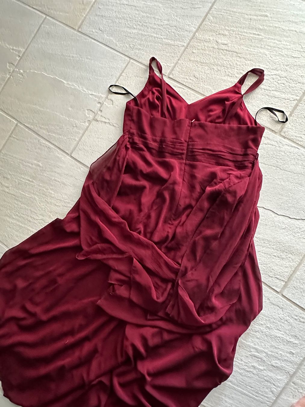 Vestiti: Kleid dunkelrot Chiffon – Usato da Pfäffikon ZH venduto da bingo74 2