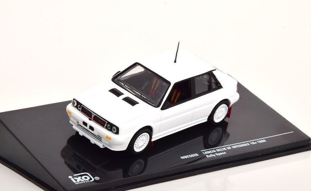 Lancia Modellini d'auto: Lancia Delta HF Integrale 16V Plain Body Version 1989 weiss – Nuovo e nell'imballaggio originale da Gerlafingen venduto da espero88 1