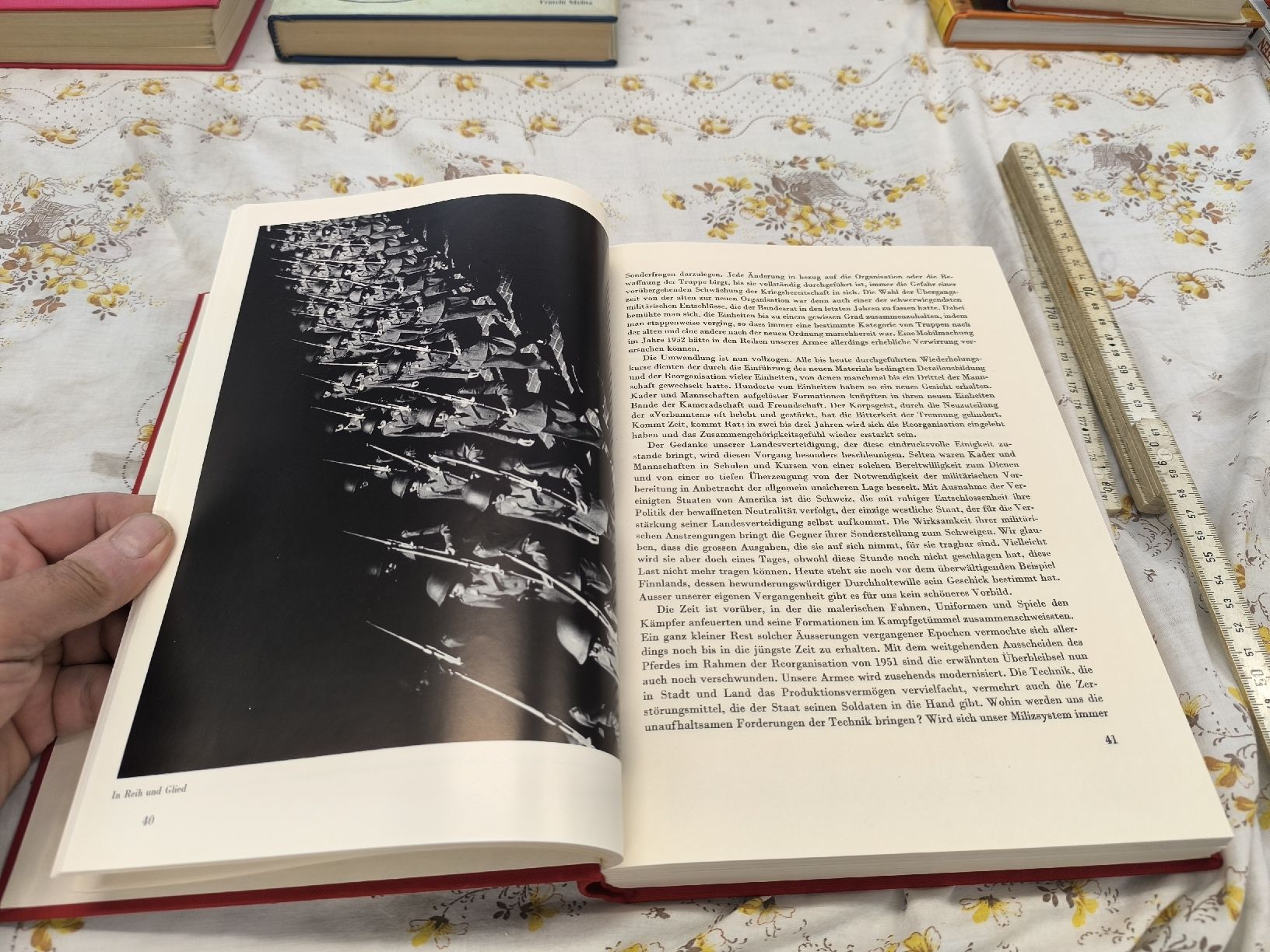 Livres: BUCH.     DIR SCHWEIZER ARMEE VON HEUTE – D'occasion à Cama par anto_a 4