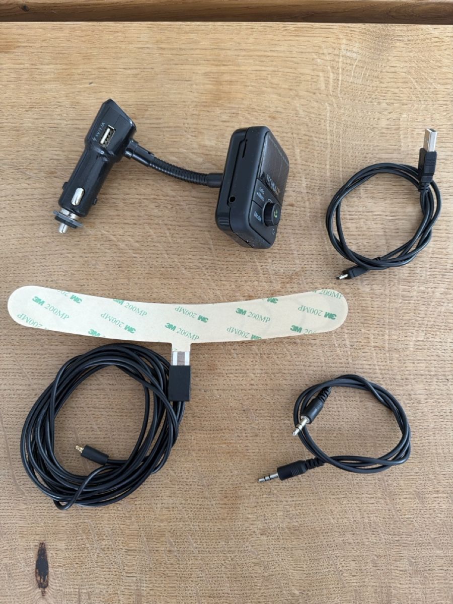Ricevitori: Technaxx DAB+ Bluetooth Empfänger (FMT2000BT DAB+) – Usato da Walchwil venduto da mdiop