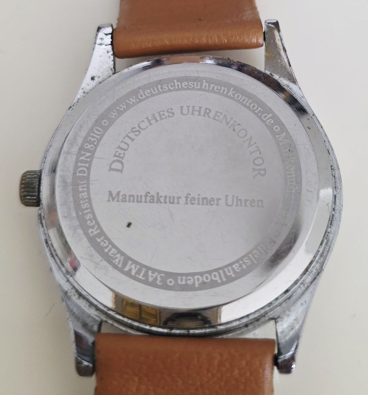 Orologi: Uhr Deutsches uhrenkontor – Usato da wetzikon venduto da Bestedienste 2