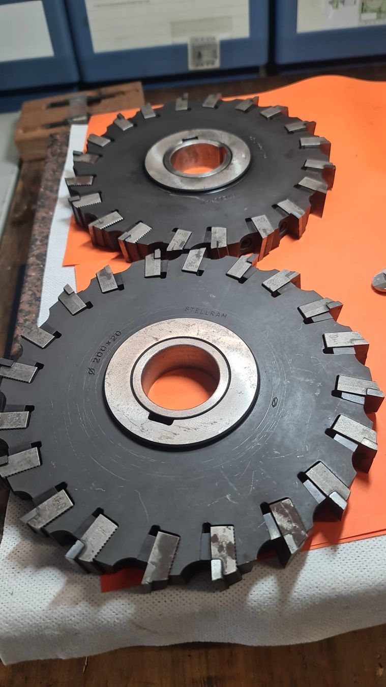 Alle Werkzeuge: Scheibenfräser  200X20mm – Gebraucht aus Egerkingen von ogi3131 2