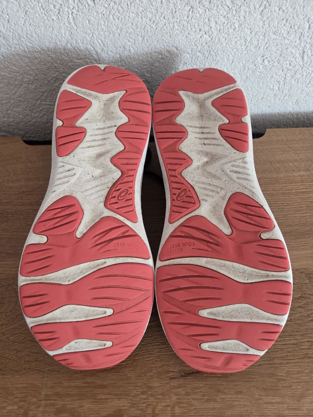 Asics Scarpe per ragazze: Laufschuhe / Sneaker Asics Gr. 37 – Usato da Zollbrück venduto da Huki1 3