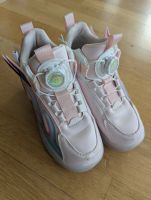 Schöne Mädchen Rollschuhe mit VIELEN Lichteroptionen