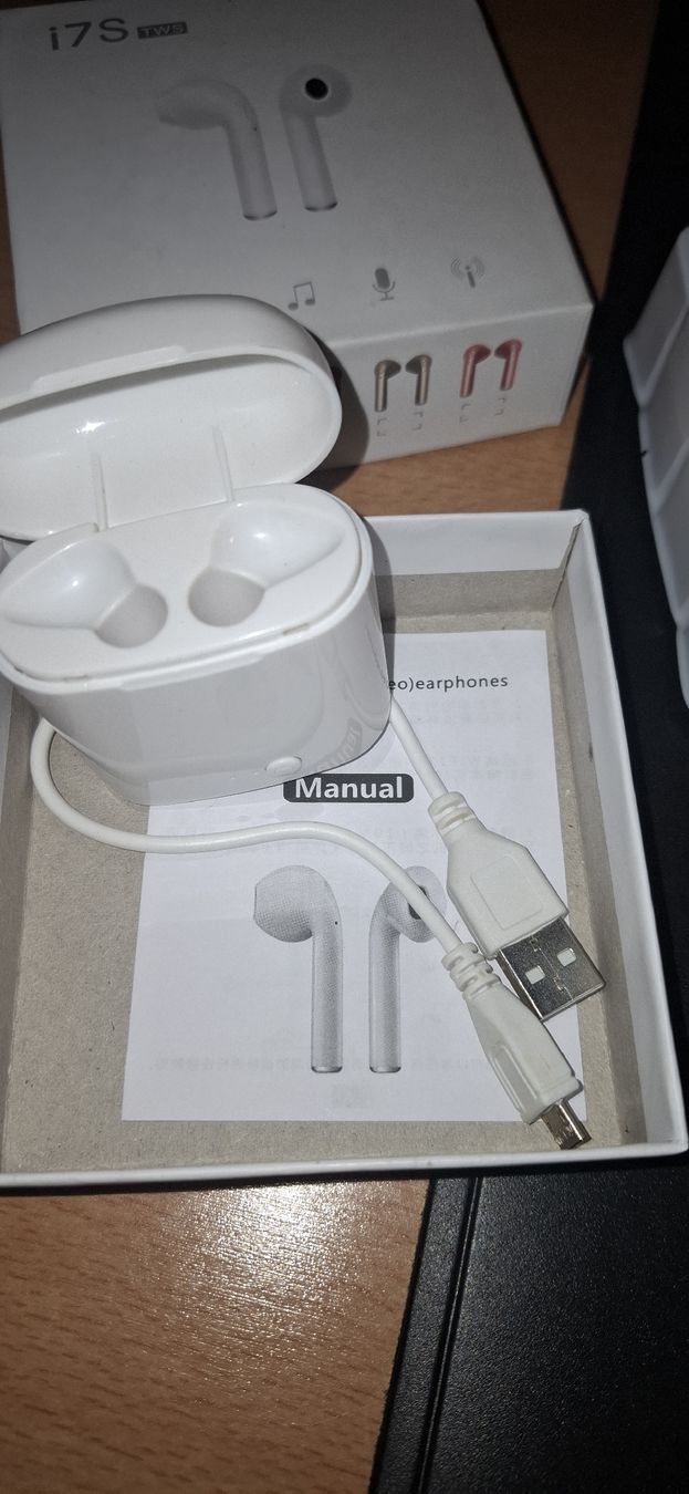 Cuffie: i7S TWS Ladeboxe ohne Kopfhörer – Usato da Chur venduto da Giffa-04-06 1