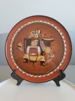 1980 Schweiz " Kohler Biel " Keramikteller Bauer melkt Kuh