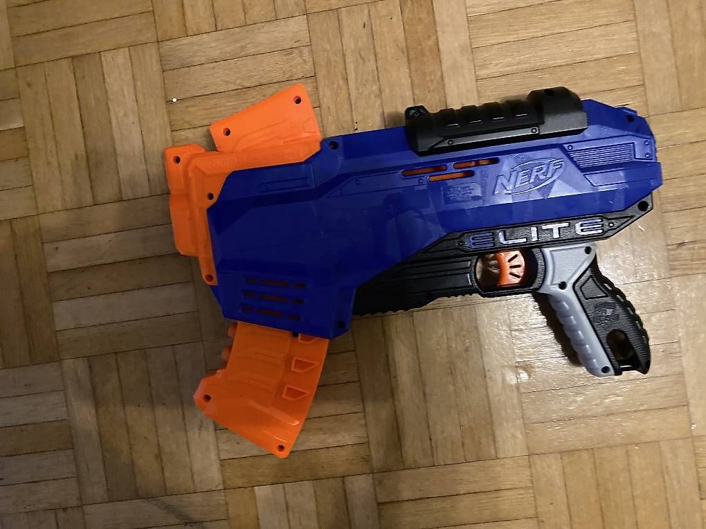 Nerf Giocattoli: Nerf Pistole – Usato da Emmen venduto da Aribini 1
