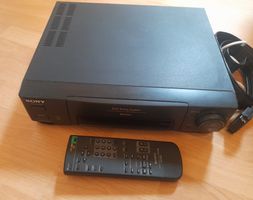 Sony SLV-E250VP VHS Videorekorder mit Fernbedienung