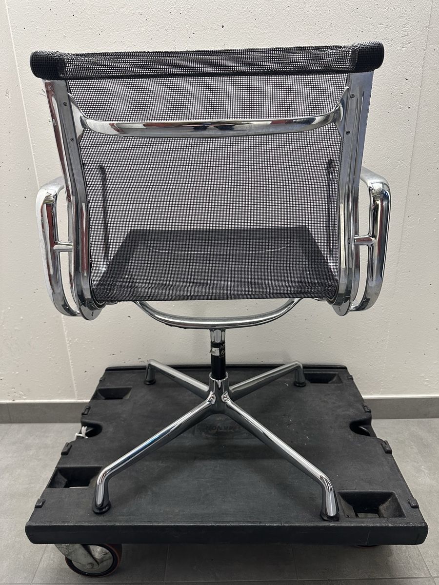 Eames Sedie: Vitra – Usato da Versoix venduto da shahrokh_tabrizi 3
