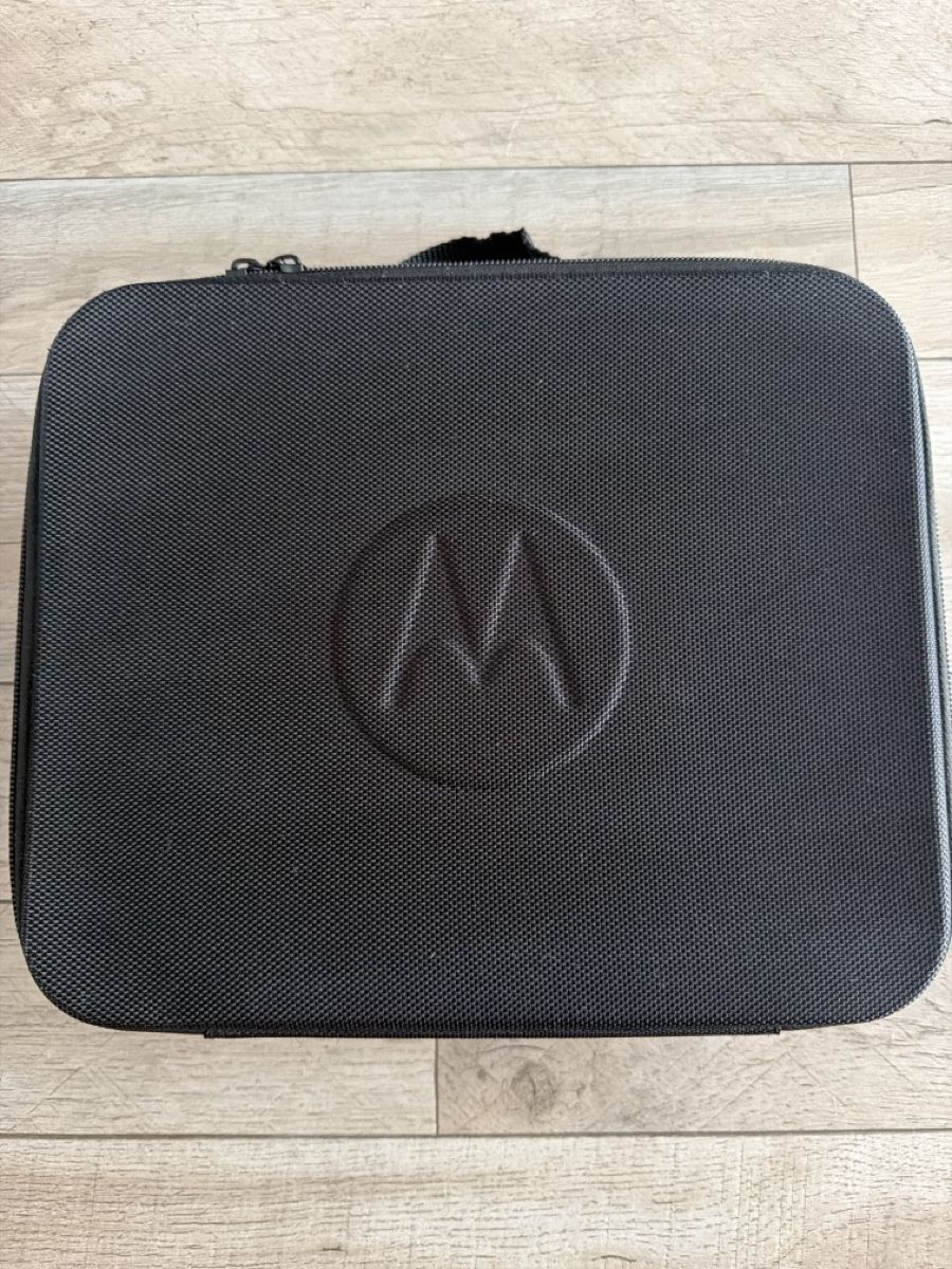 Motorola Technique de radiocom: Motorola T82 Extreme  – D'occasion à Emmenbrücke par Marktonline 3