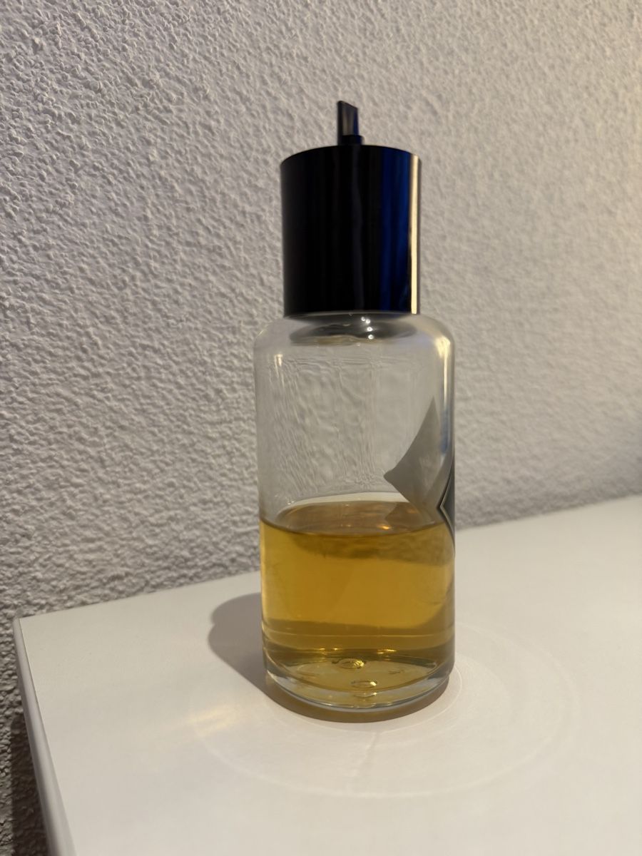 Kilian Profumi & Eau de Toilette: Kilian Smoking Hot – Usato da Balgach venduto da EFY-SG 1