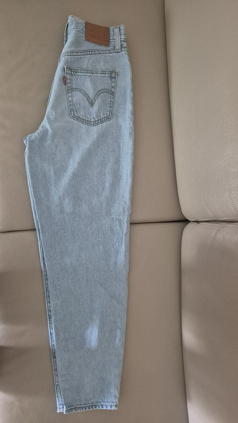 Levi's Jeans: Levi's High Loose Taper Jeans W25 hellblau  – Gebraucht aus Winterthur von ann_7lxx