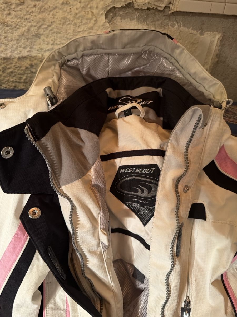 Giacche: Giacca da sci West Scout, bianca e rosa, taglia S – Usato da Cama venduto da ste_vh69 1