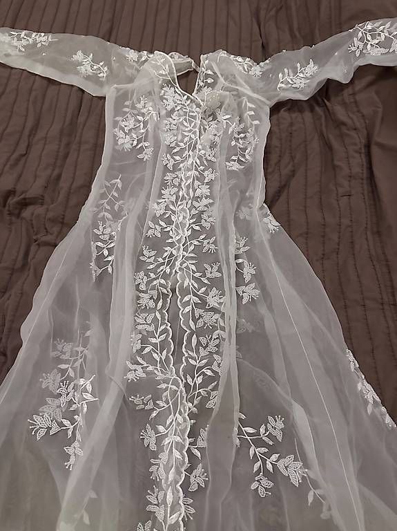 Kleider: Robe de mariée – Gebraucht aus Plan-les-Ouates von emma1981 4
