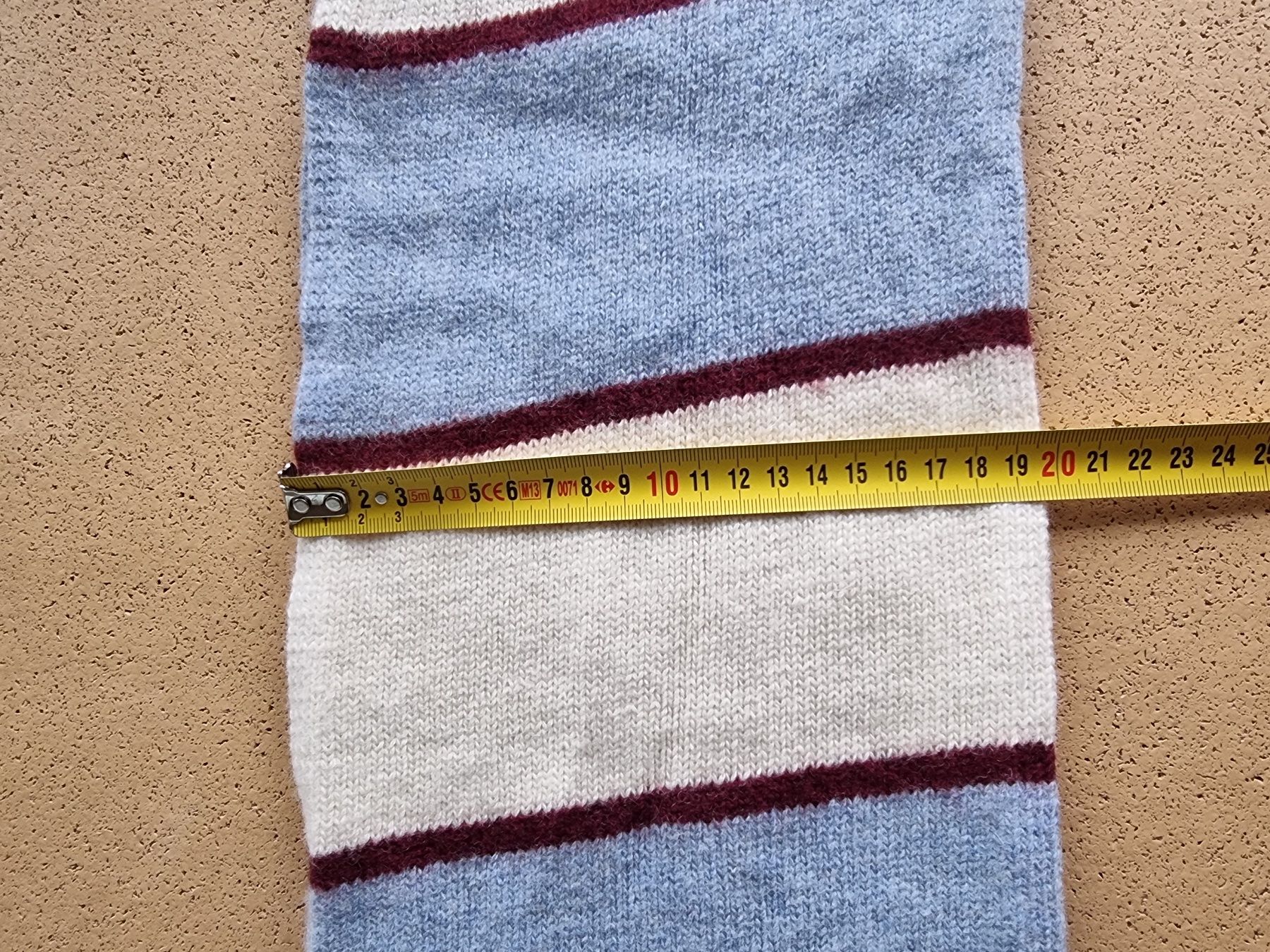 Altro abbigliamento per bambino: Echarpe d’enfant Ferrari – Usato da St-Gingolph venduto da GoldenKeys 6