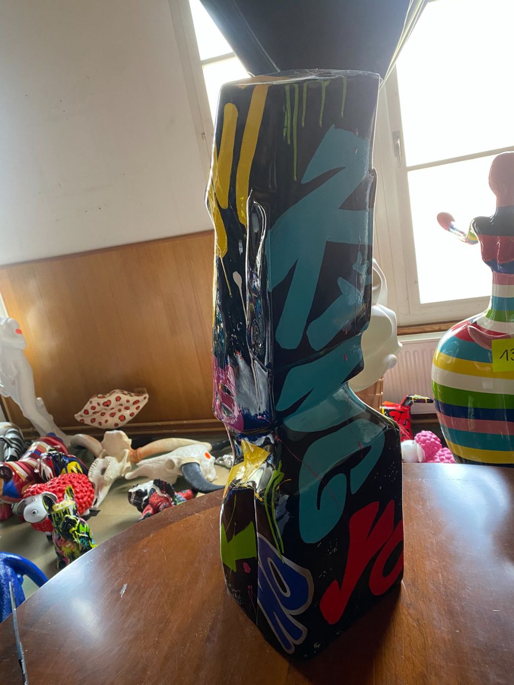 Tutte le decorazioni: Skulptur / Figur OsterInsel Neuware / Popart – Nuovo (secondo la descrizione) da Liestal venduto da dev_qcm9 3